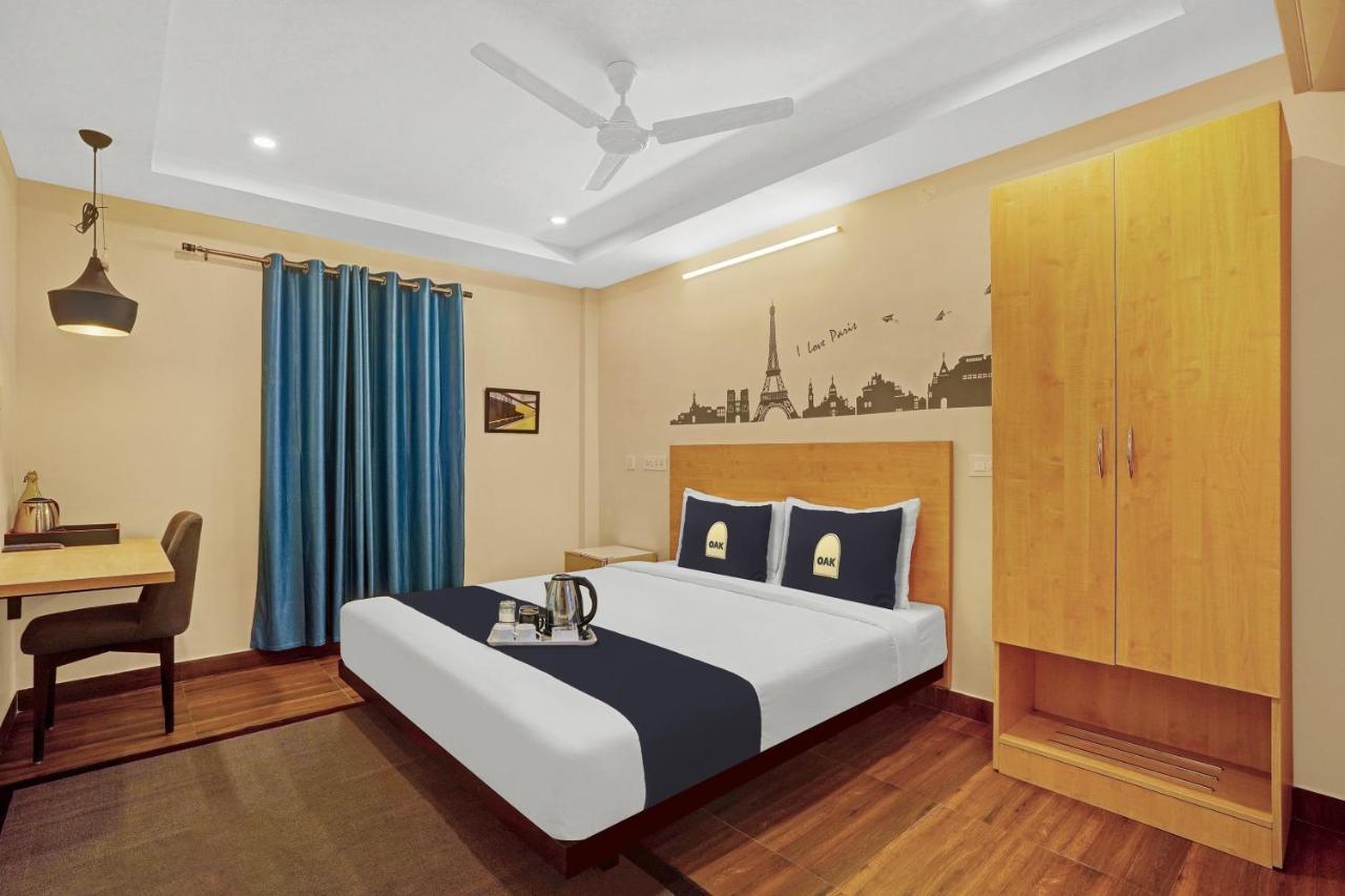 Hotel Capital O De Alphabet Kākināda Extérieur photo