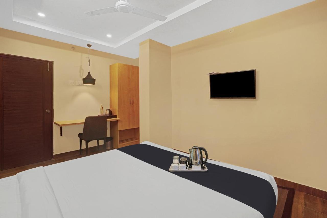 Hotel Capital O De Alphabet Kākināda Extérieur photo