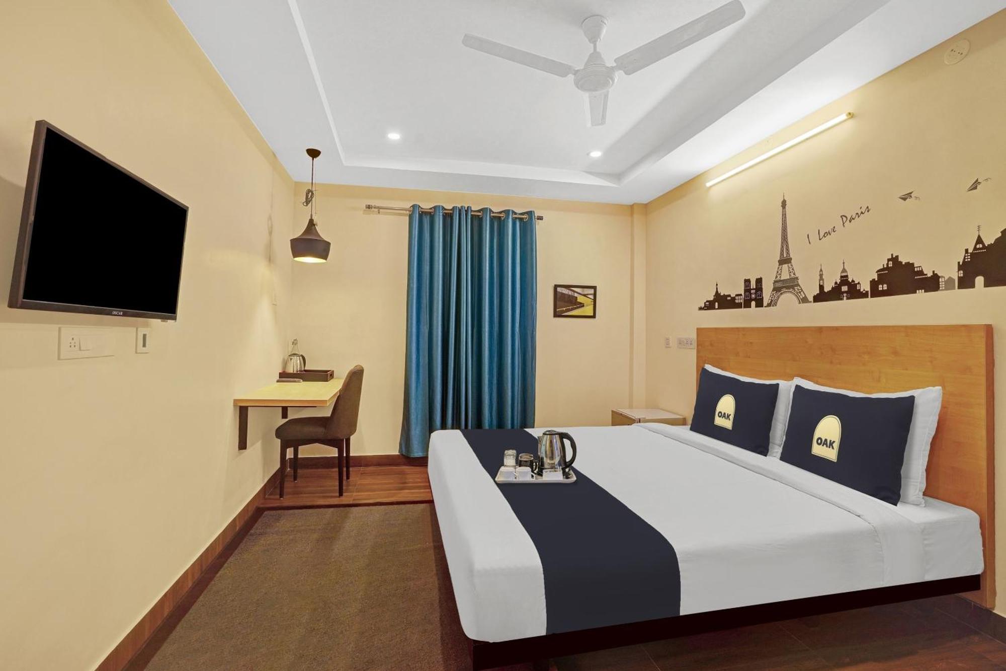 Hotel Capital O De Alphabet Kākināda Extérieur photo